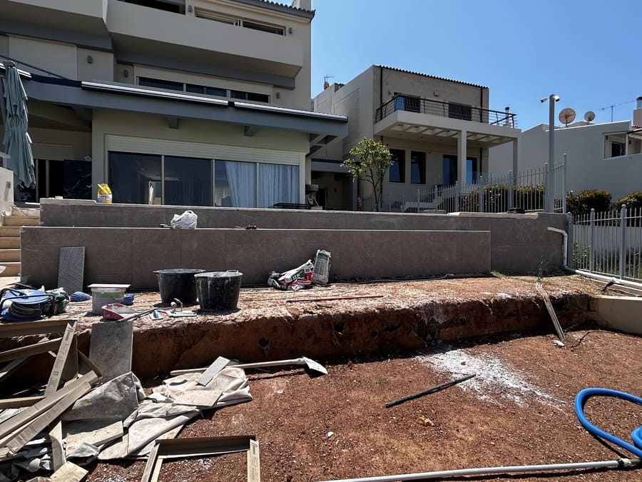 διαδικασία μονωσεισ ταρατσων απο την εταιρεία beneth constructions